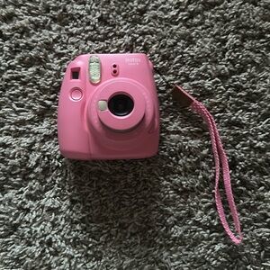 Instax Mini 9- isnt turning on